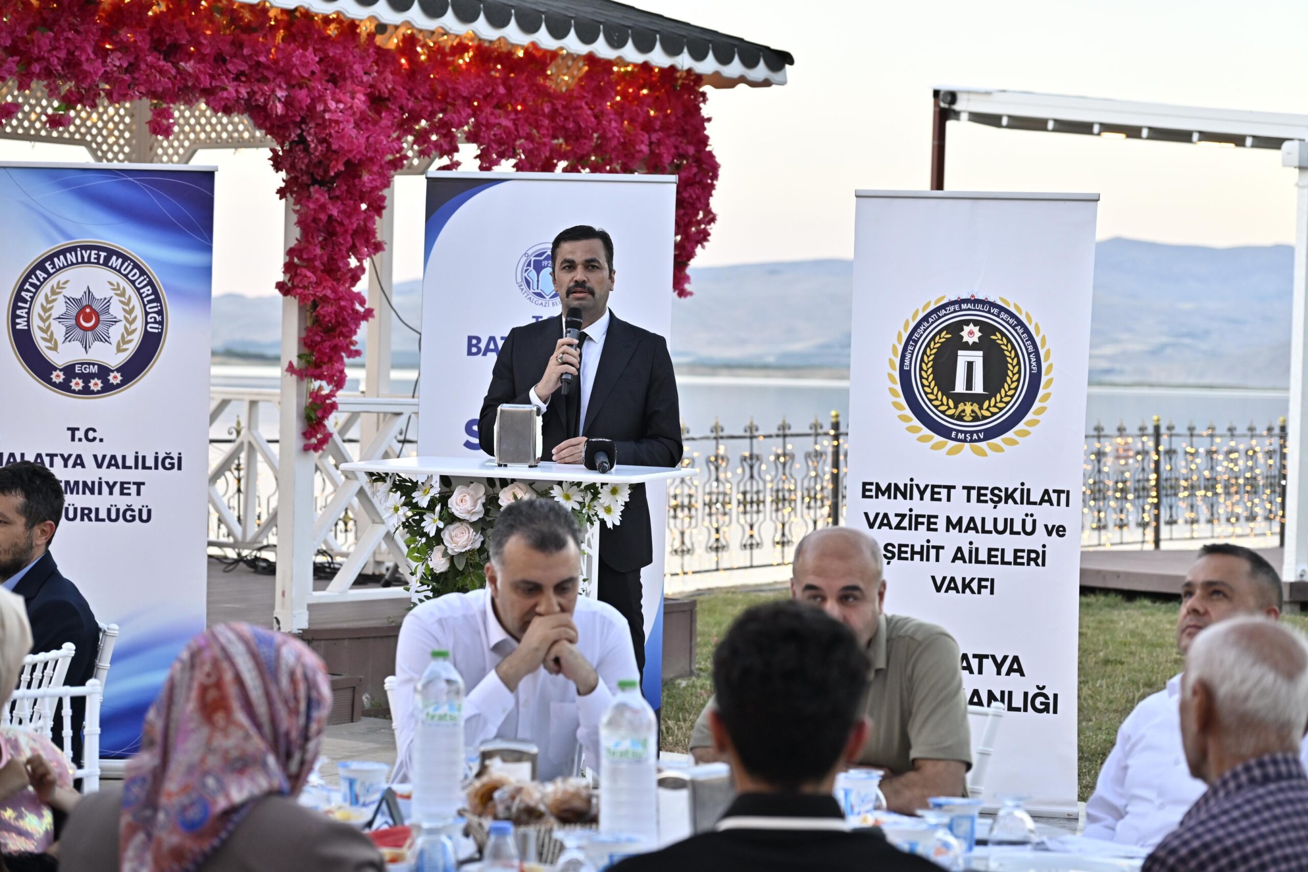 750 şehit ve gazi ailesi Babalar Günü’nde aynı sofrada buluştu