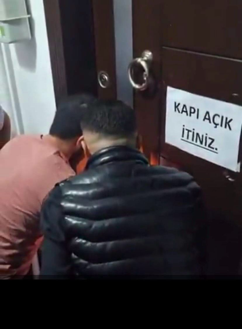 CHP Malatya il binasının kapısı çilingirle açıldı