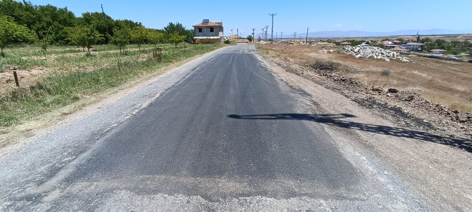 Akçadağ’ın yol ağı güçleniyor
