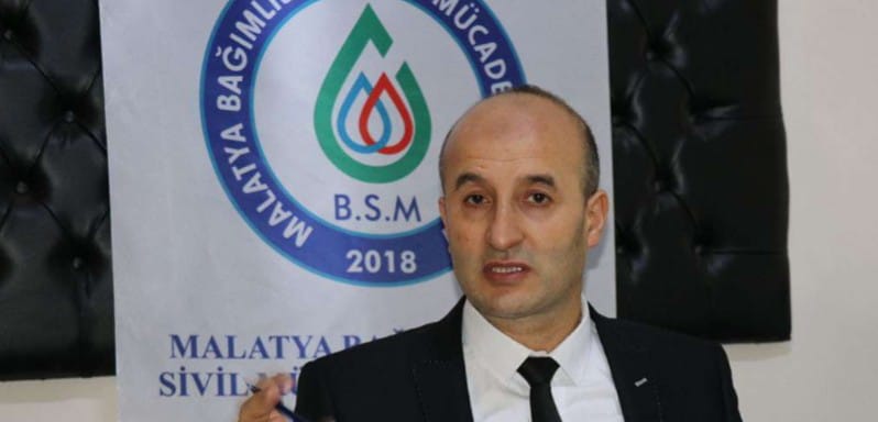 “Şöhret ahlak değildir”… Gençlere dikkat çeken uyarı
