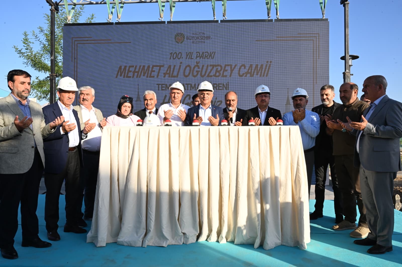 100. Yıl Kent Parkı’nda Cami inşaatı başladı