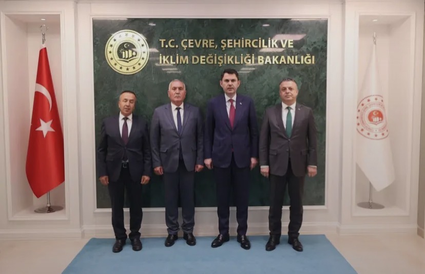 İmam Zeynel Abidin Vakfı yönetiminden Bakan Murat Kurum’a ziyaret