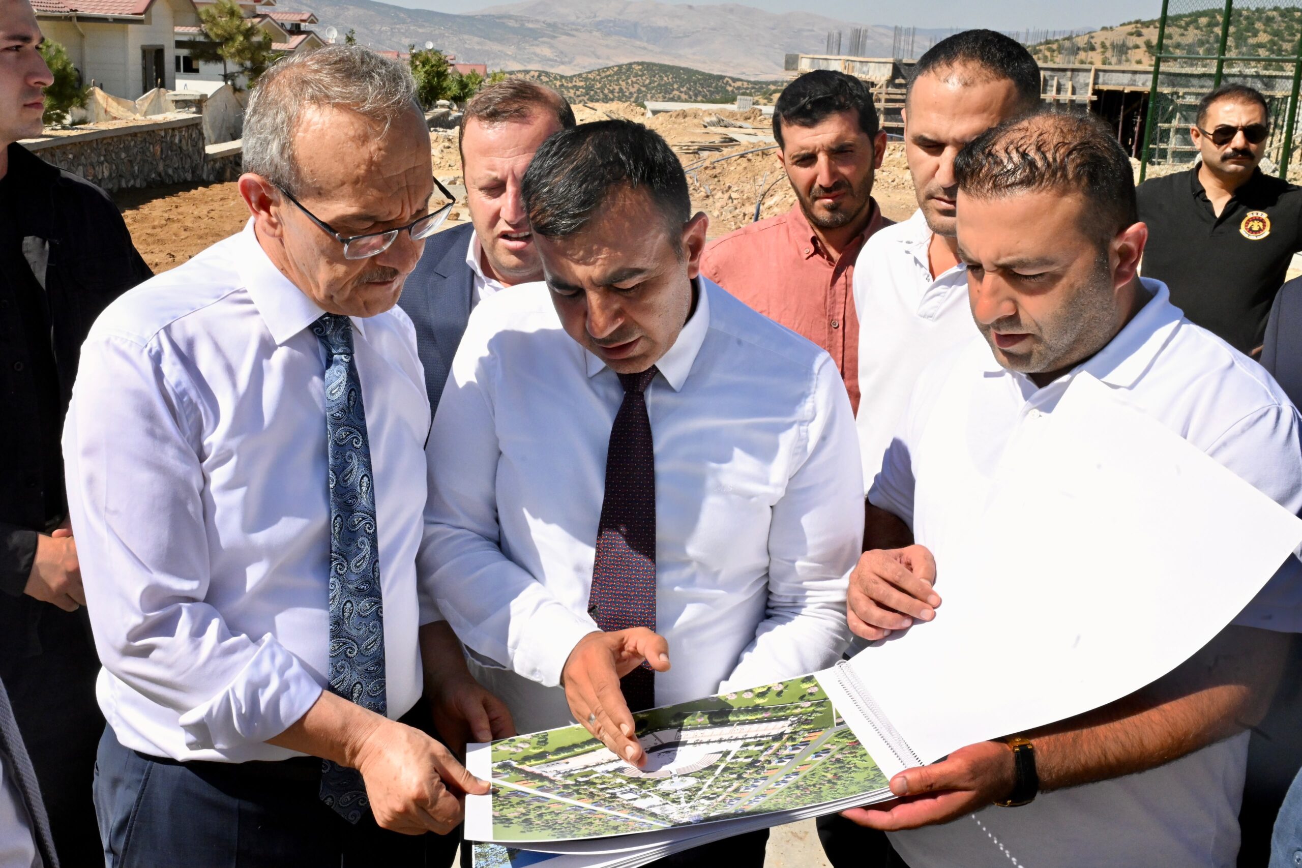Hastane, okul, konut… Vali Yavuz tek tek denetledi