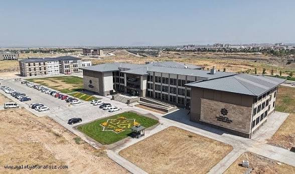 Malatya’da Rektörlük yarışı.. Adaylar YÖK yolunda