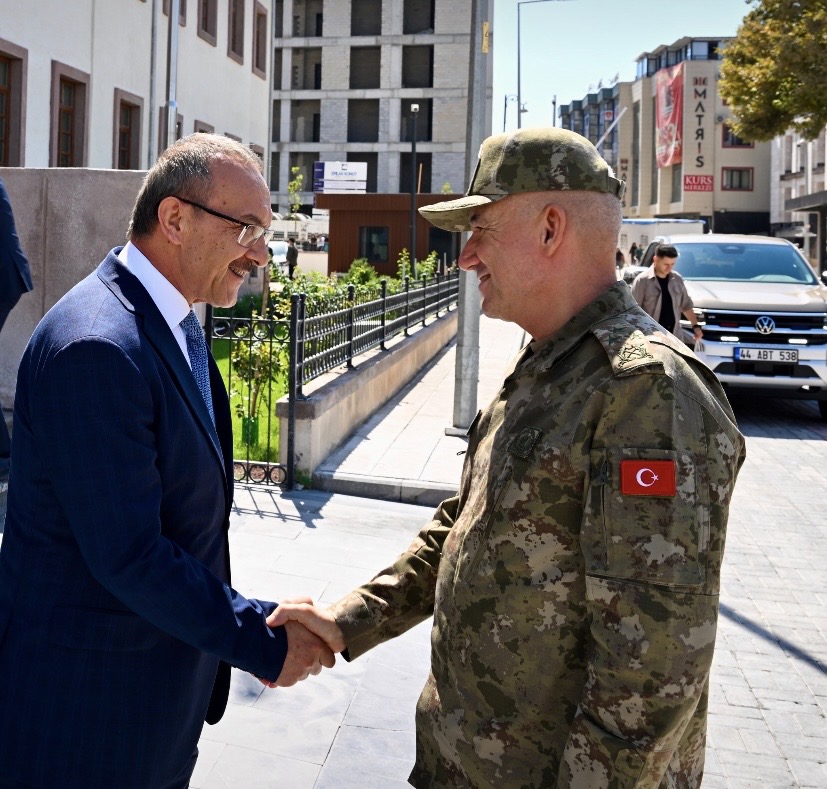 2’nci Ordu Komutanı Korgeneral Yaralı’dan Vali Yavuz’a ziyaret