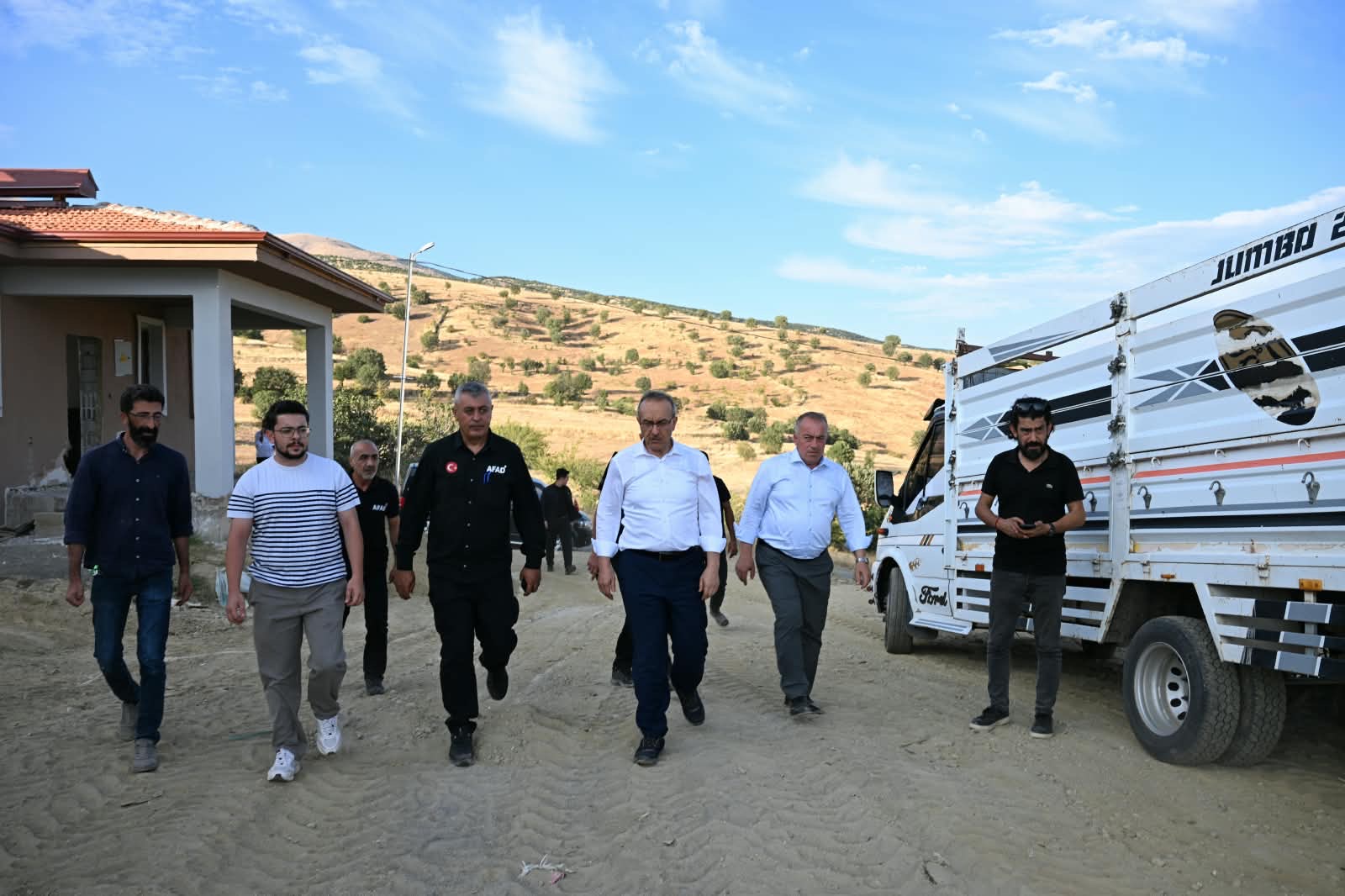 Vali Yavuz Doğanyol’da: Deprem konutlarından gölete yoğun mesai