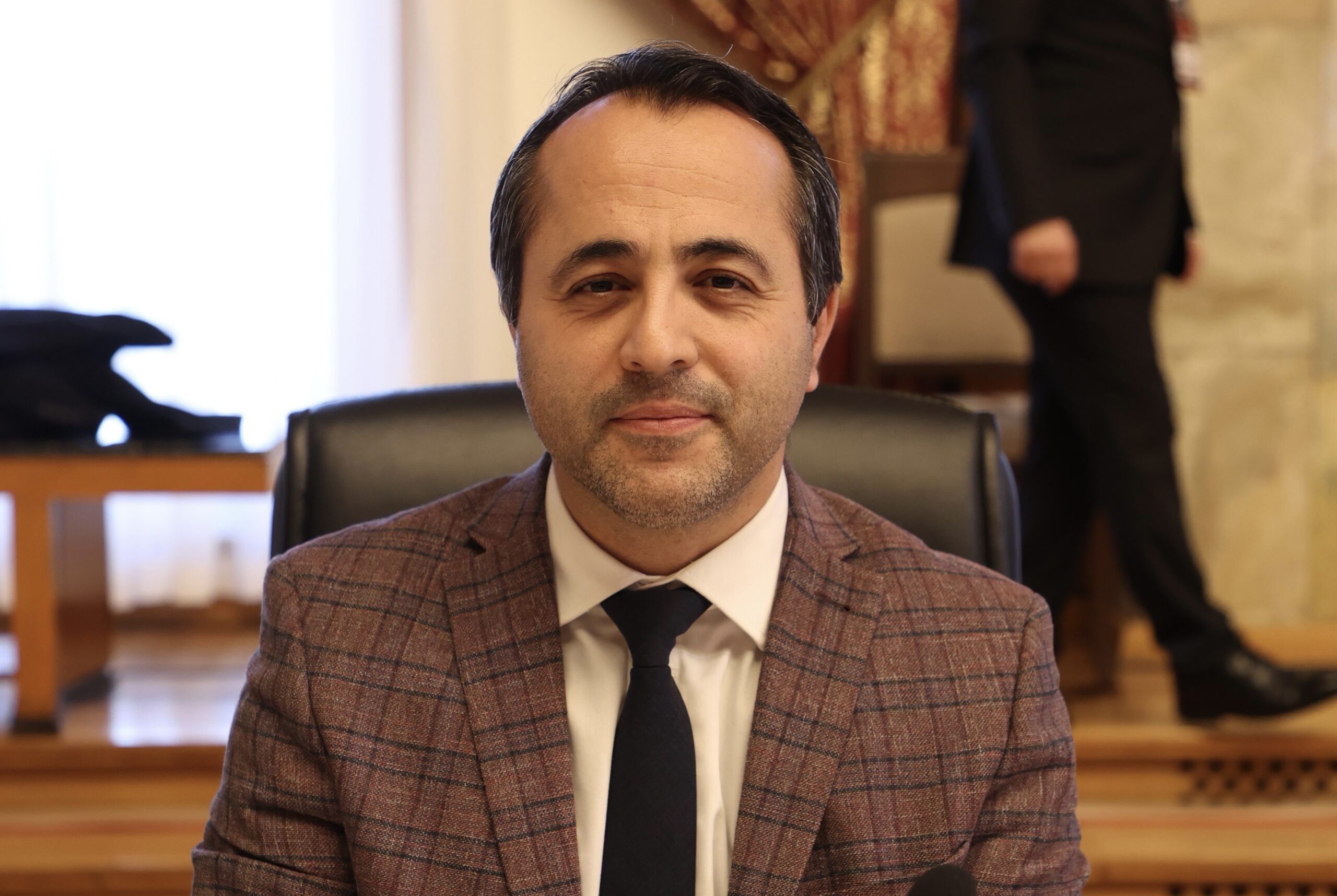 Babacan tek tek açıkladı: Hangi bölgede anahtar ne zaman teslim edilecek?