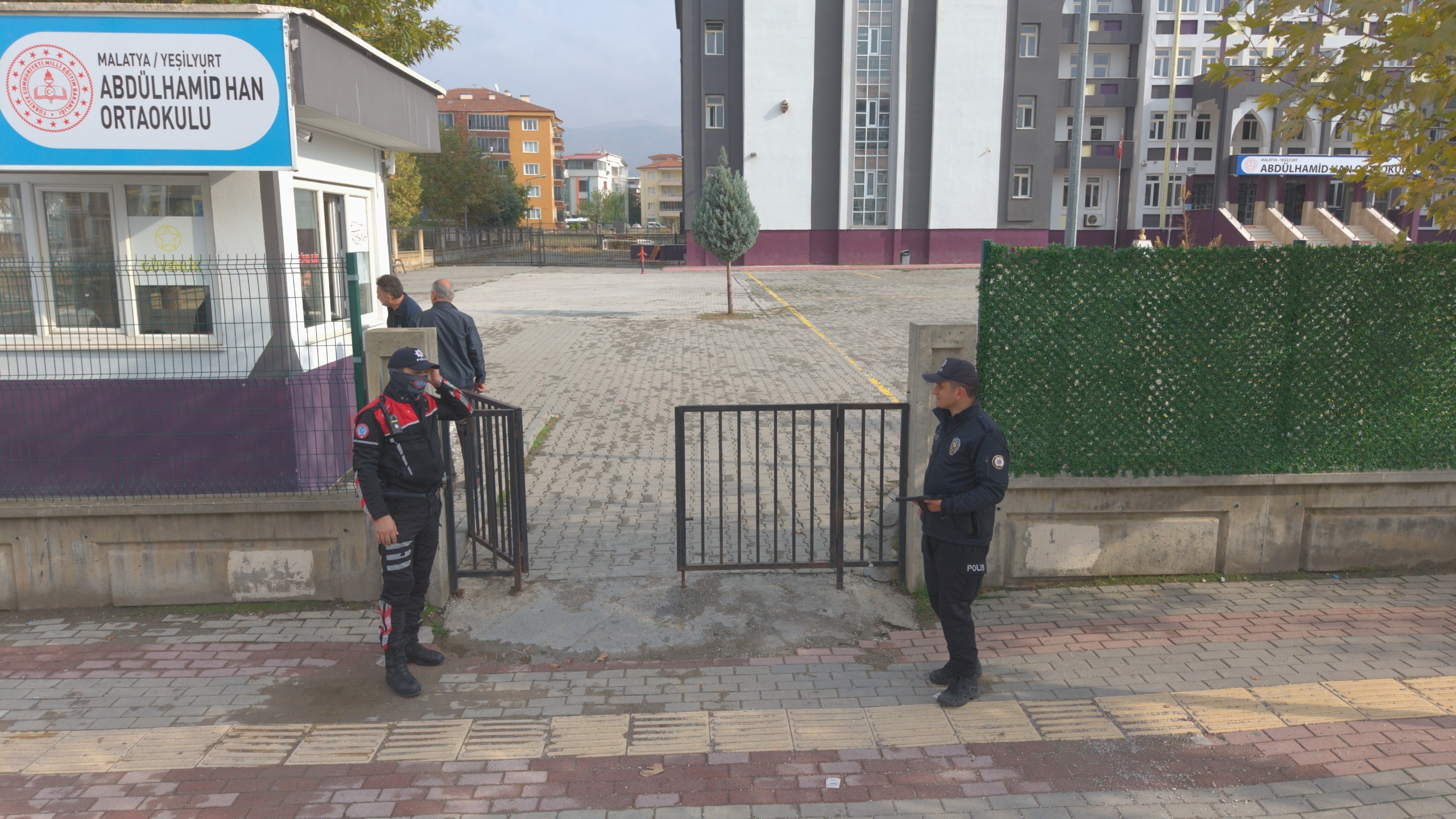 Malatya’da okul çevreleri mercek altında! Vali Yavuz’dan net mesaj